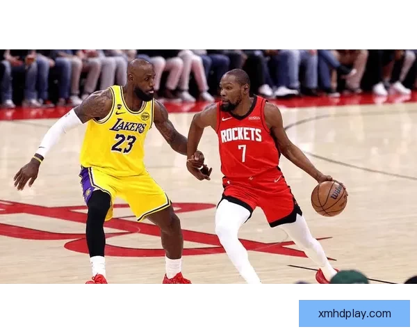 杜兰特称詹姆斯还能延续4到5年职业生涯 强调末节低出手因重视团队篮球 杜兰特称詹姆斯还能延续4到5年职业生涯 强调末节低出手因重视团队篮球